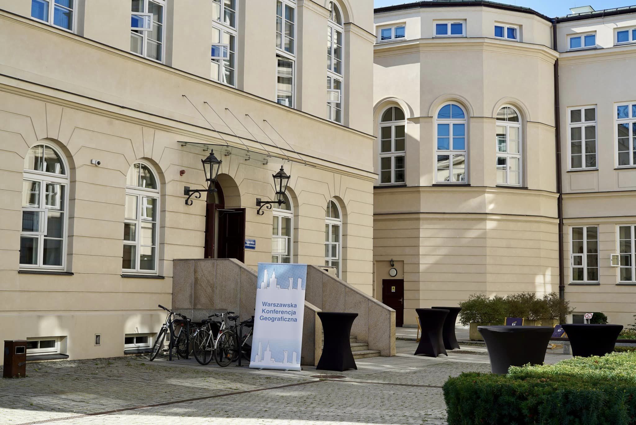 budynek wydziału geografii