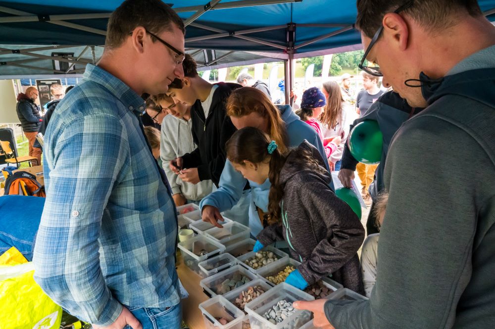 Stoisko edukacyjne PIG-PIB podczas Dolnośląskiego Festiwalu Nauki