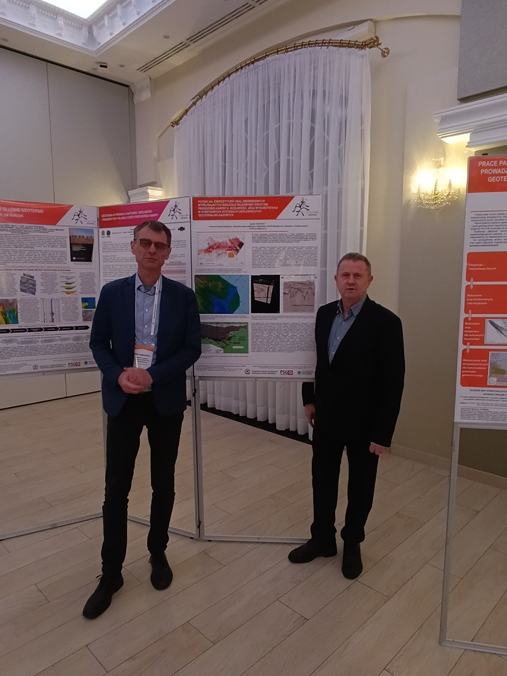 Uczestnicy kongresu podczas sesji posterowej