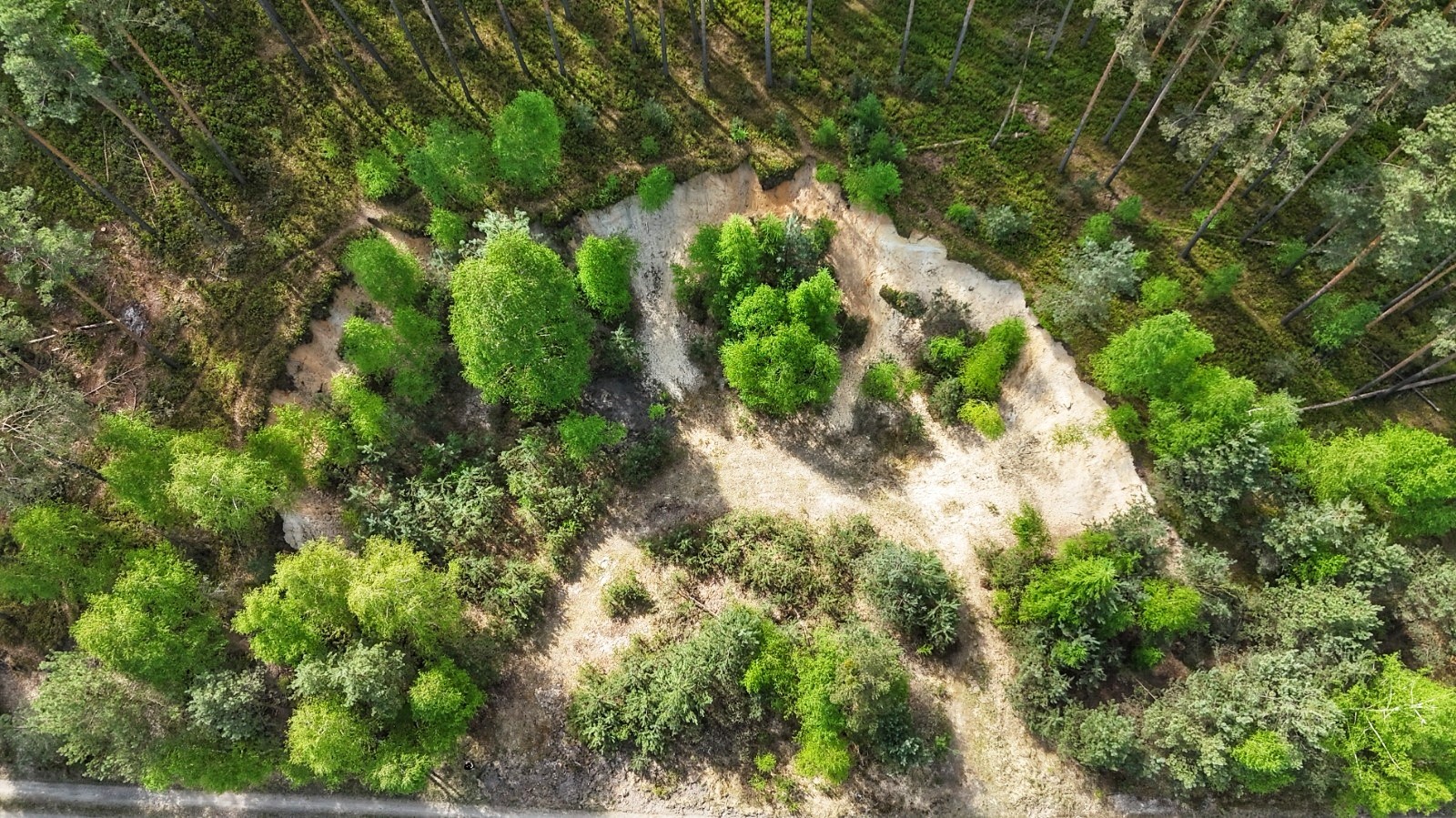 forma geologiczna widziana z drona