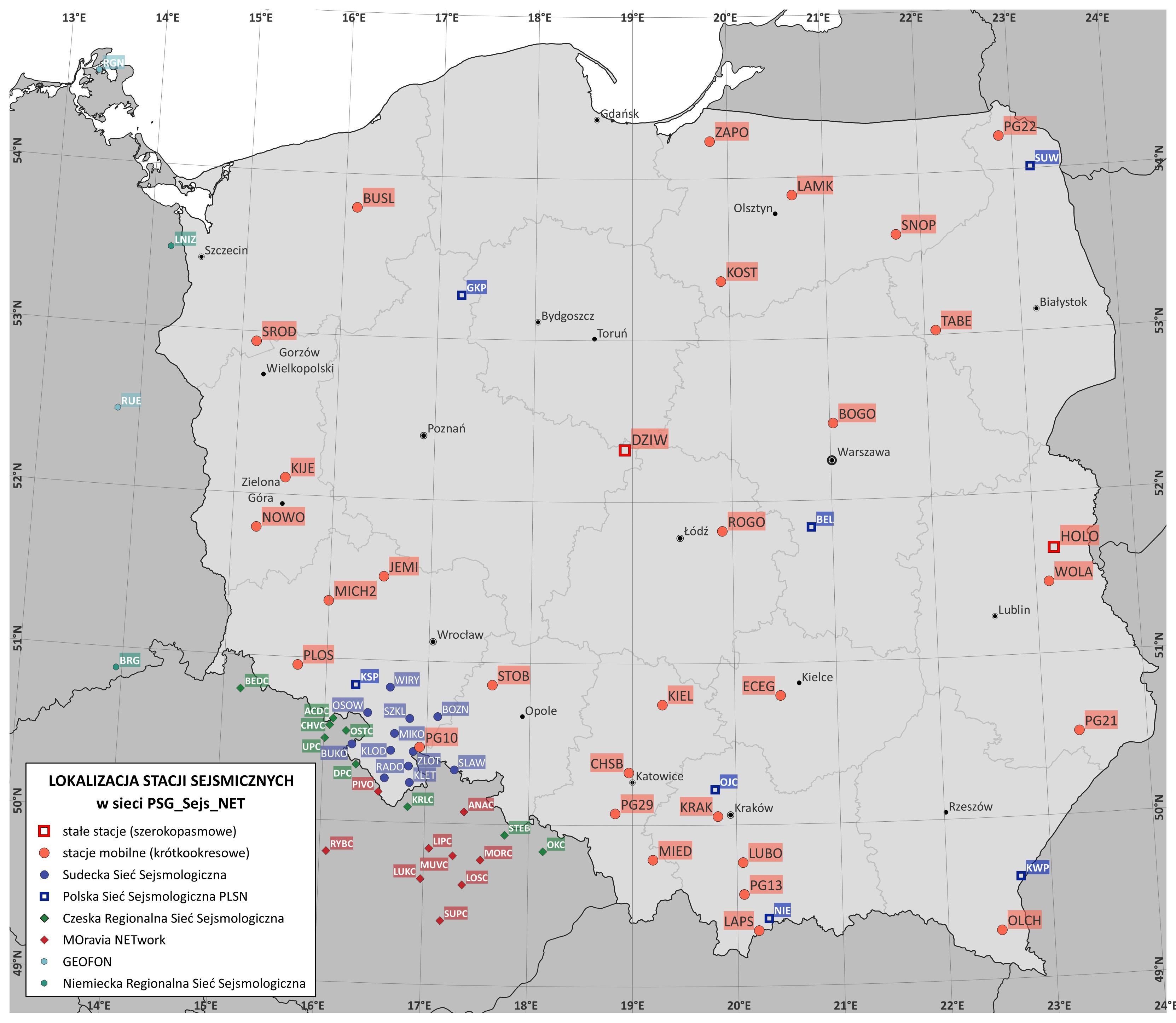 Mapa z lokalizacją stacji monitoringu sejsmicznego w Polsce wg stanu na 31 grudnia 2018r. (z wyłączeniem stacji Górnośląskiej Regionalnej Sieci Sejsmologicznej i stacji monitoringu sejsmicznego w Lubińsko-Głogowskim Okręgu Miedziowym).