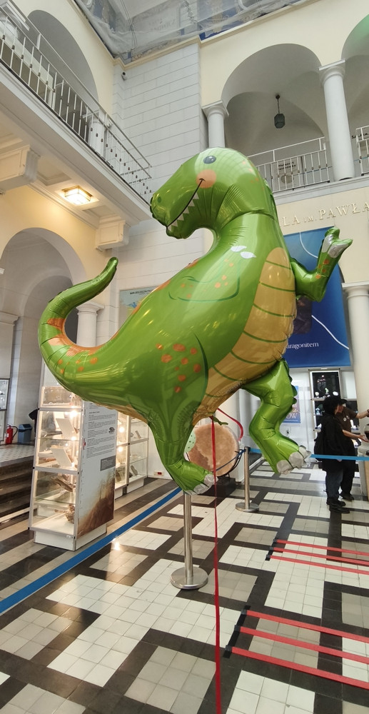 Dekoracja przed torem HobbyDino