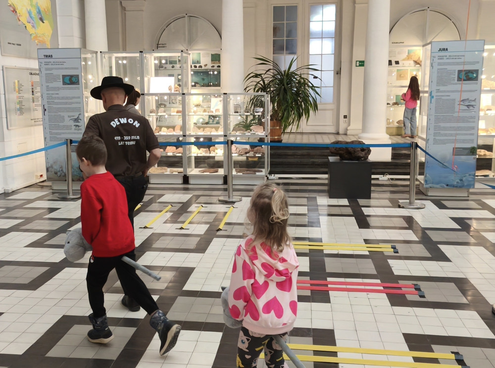 Tor przeszkód Hobby Dino