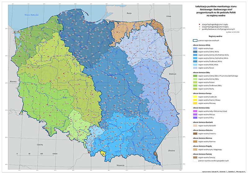 Mapa przedstawiająca lokalizację punktów monitoringu stanu ilościowego – stacji hydrogeologicznych sieci obserwacyjno-badawczej wód podziemnych PIG-PIB na tle podziału Polski na regiony wodne.