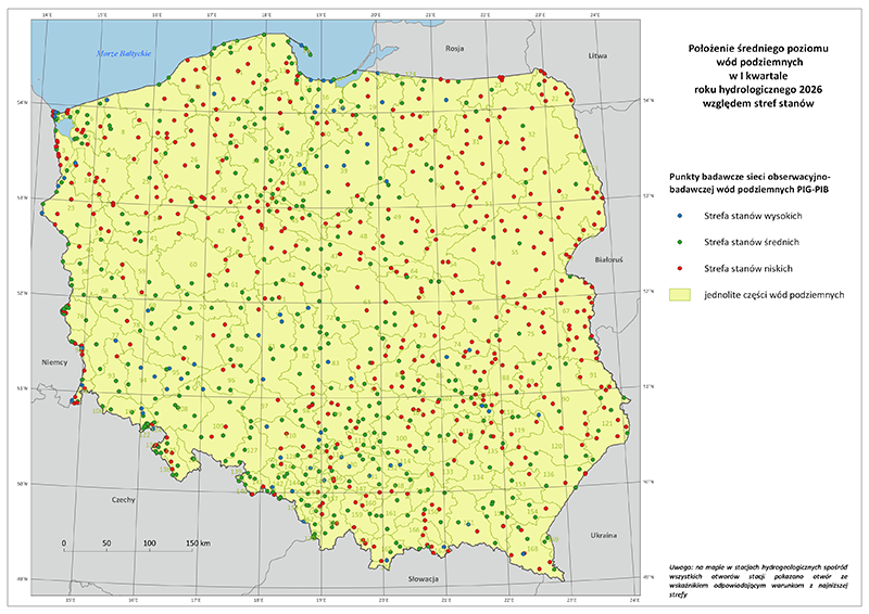 Poziom wód podziemnych w I kwartale roku hydrologicznego 2026 w punktach badawczych sieci SOBWP. Mapa Polski z lokalizacją punktów z zaznaczonymi strefami stanów wód podziemnych