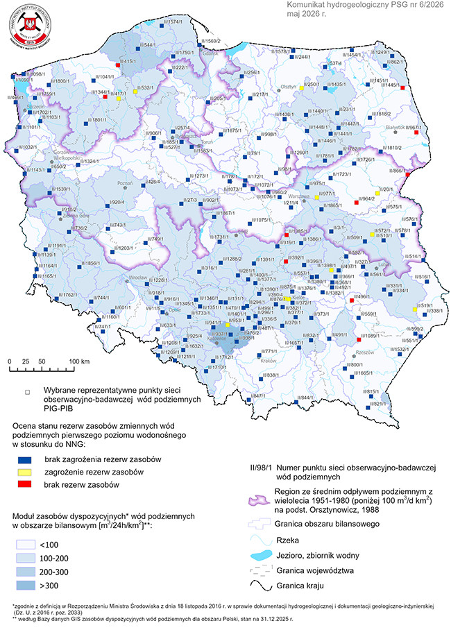 Mapa przestawiająca poziom rezerw zasobów wód podziemnych w maju 2026 r. w objętych analizą punktach sieci obserwacyjno-badawczej wód podziemnych