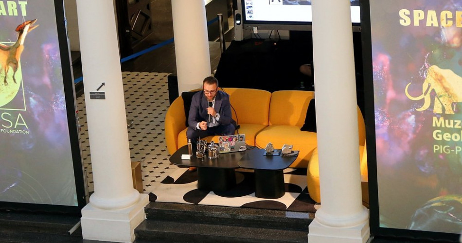 Tomasza Swaczyny o nowych trendach sztuki cyfrowej