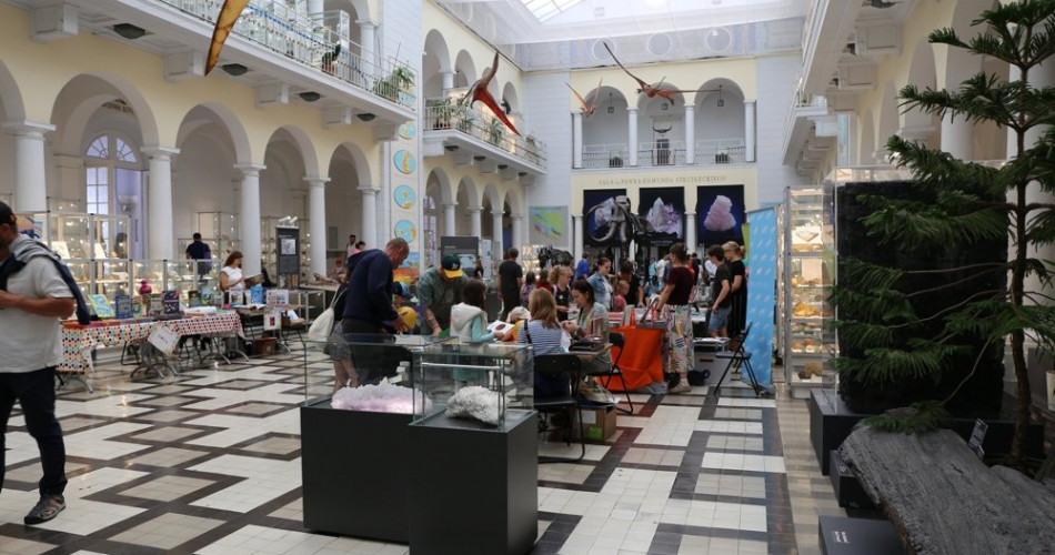 IV Jesienny Festiwal Dziecięcej Książki Geologicznej
