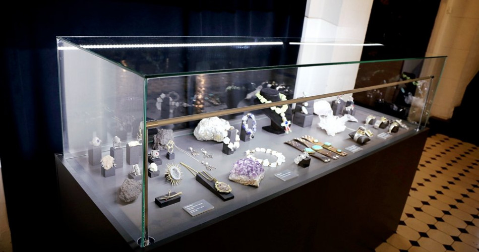 Drugie życie materii