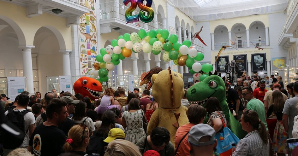 Jubilat i jego znajomi z JuraParku