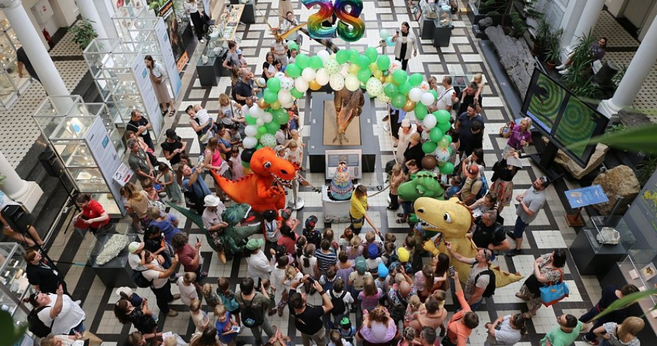 Odśpiewanie 100 lat Dyziowi