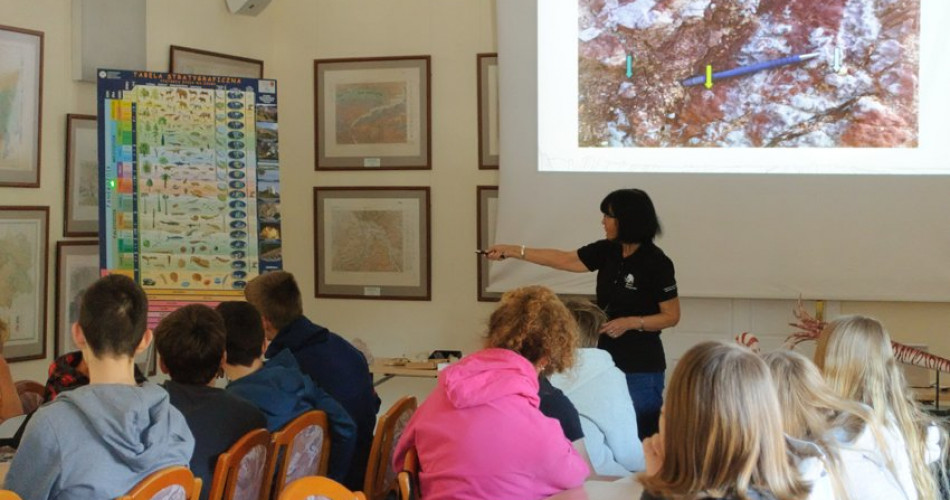 Lekcja Jak powstają i dlaczego badamy skamieniałości