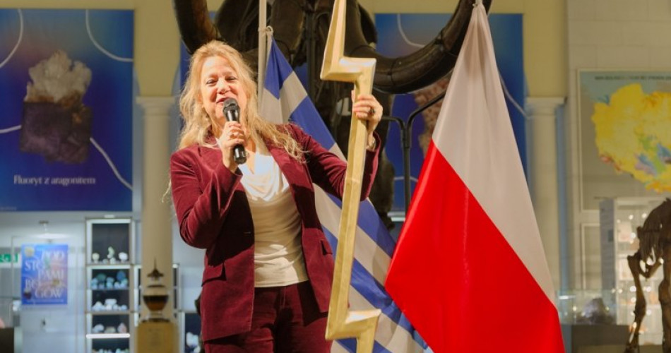 10 Pod stopami bogów