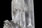 Minerał krystalizujący w układzie jednoskośnym