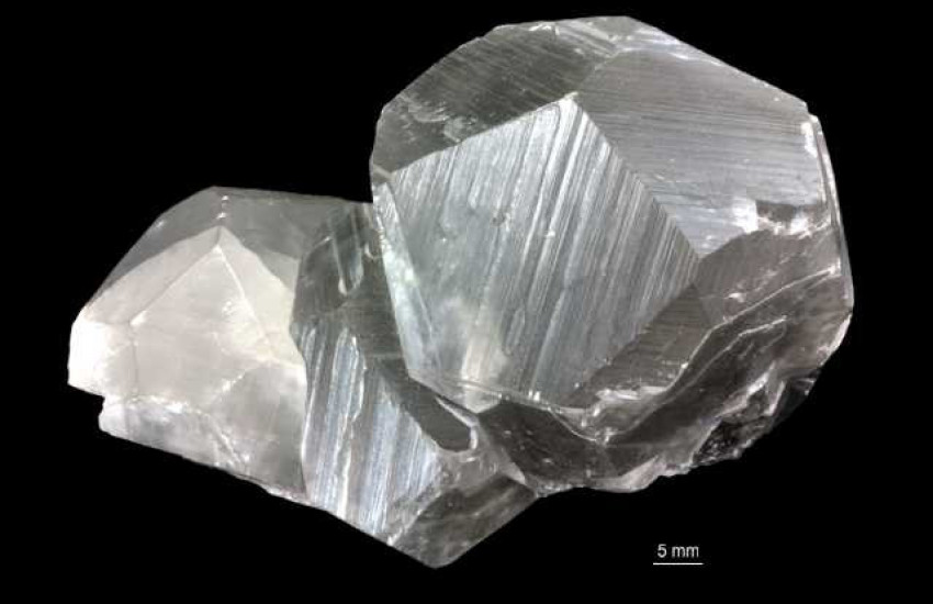 Minerał krystalizujący w układzie trygonalnym